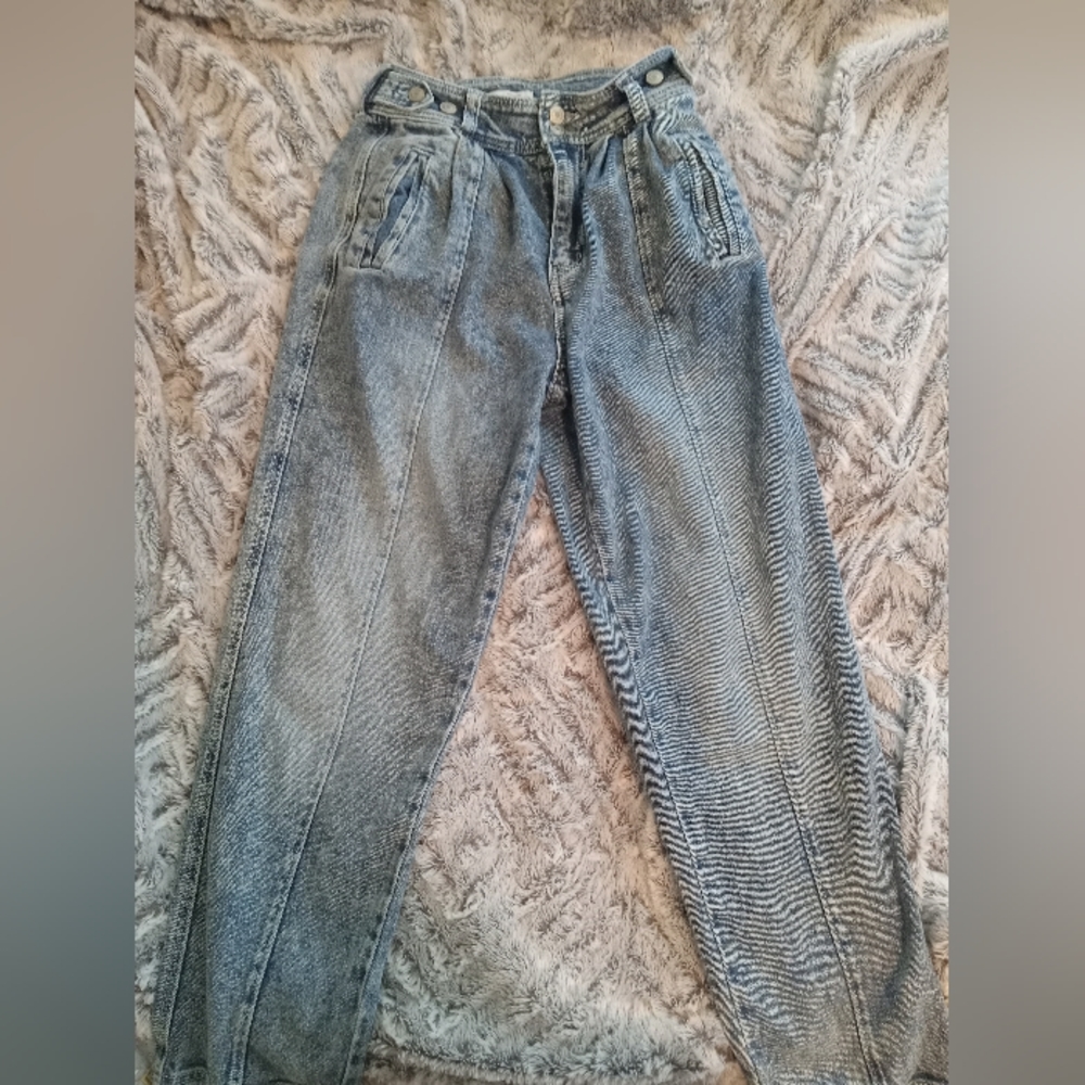 Super High Rise blue jeans